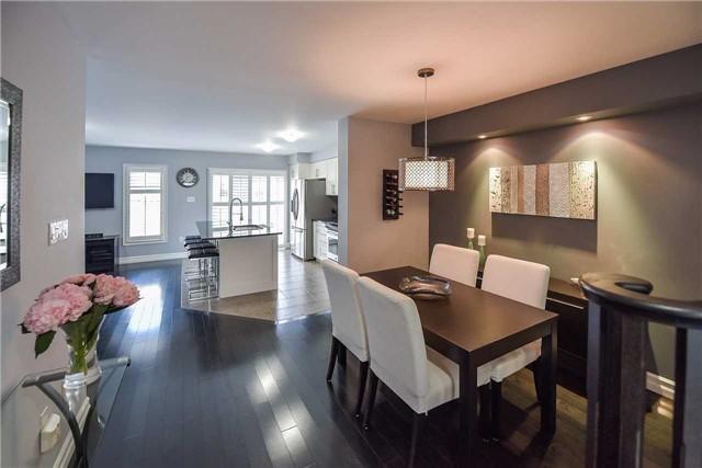 1048 Haxton Hts, House attached with 3 bedrooms, 3 bathrooms and 1 parking in Milton ON | Image 4