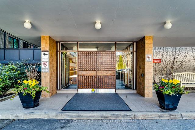 717 - 16 Rosedale Rd, Condo with 2 bedrooms, 2 bathrooms and 1 parking in Toronto ON | Image 32
