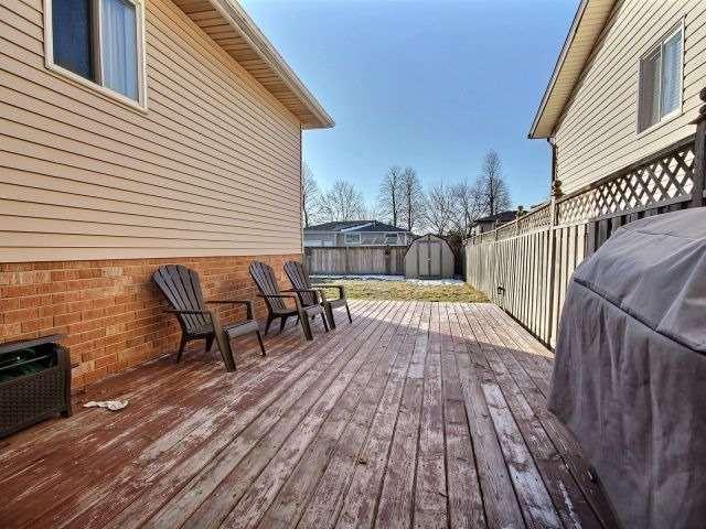 8204 Lexington Crct, House detached with 3 bedrooms, 2 bathrooms and 4 parking in Niagara Falls ON | Image 14