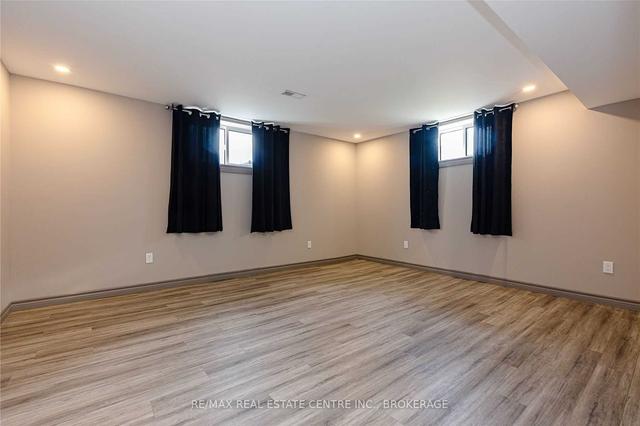 1451 Kennedy St, House detached with 3 bedrooms, 2 bathrooms and 5 parking in Greater Sudbury ON | Image 2