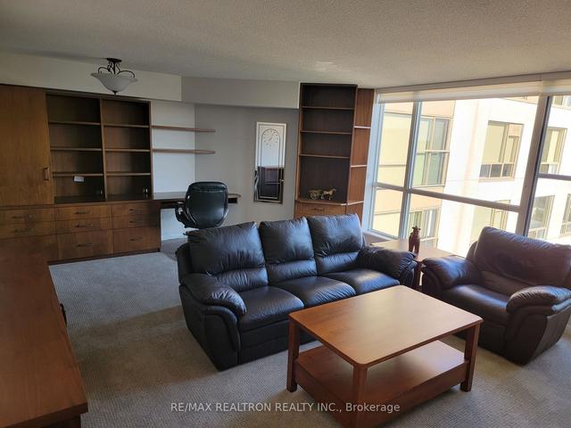 801 - 2 Neptune Dr, Condo with 2 bedrooms, 2 bathrooms and 1 parking in Toronto ON | Image 26