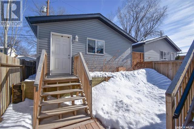 1136 K Avenue N, House semidetached with 2 bedrooms, 2 bathrooms and null parking in Saskatoon SK | Image 24