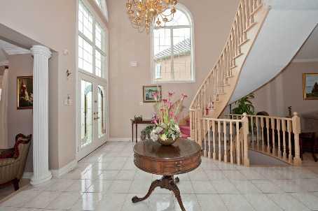 81 Roxbury St, House detached with 4 bedrooms, 5 bathrooms and 4 parking in Markham ON | Image 2