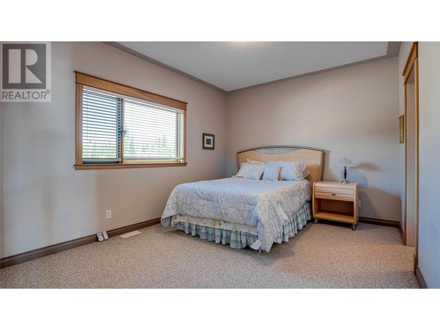 203 - 3473 Lakeview Place, House attached with 3 bedrooms, 2 bathrooms and 2 parking in North Okanagan F BC | Image 30
