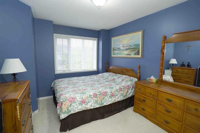 30 Kenwood Dr, Townhouse with 3 bedrooms, 3 bathrooms and 2 parking in Brampton ON | Image 27
