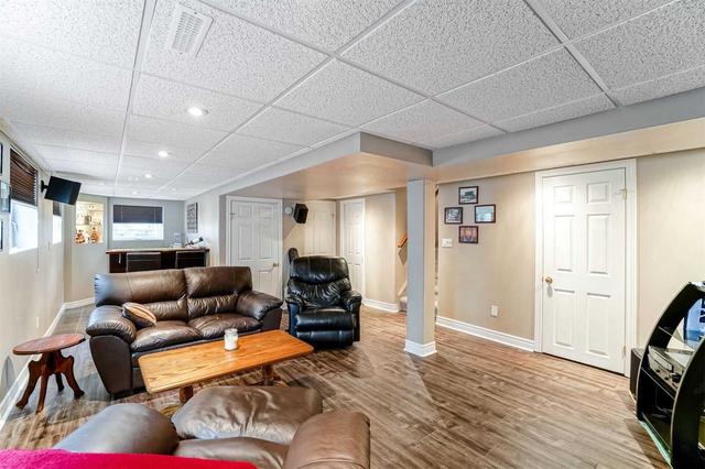 358 Delrex Blvd, House detached with 4 bedrooms, 3 bathrooms and 3 parking in Halton Hills ON | Image 28