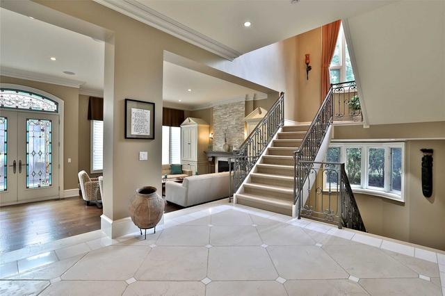 29 Country Lane, House detached with 4 bedrooms, 8 bathrooms and 10 parking in Toronto ON | Image 15