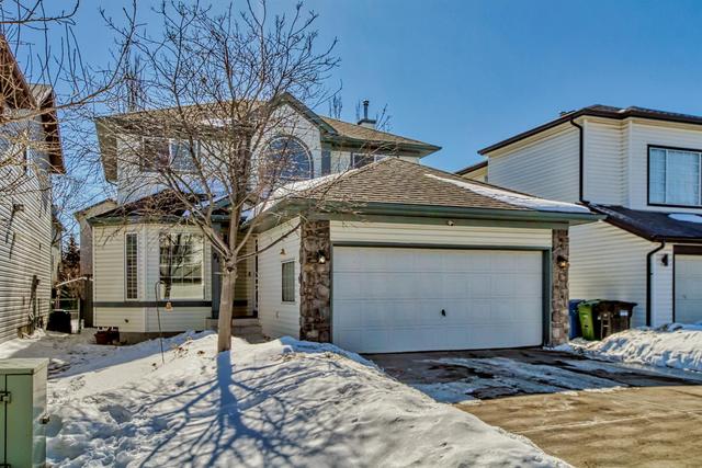 91 Hidden Ranch Terrace Nw, House detached with 4 bedrooms, 3 bathrooms and 4 parking in Calgary AB | Image 1