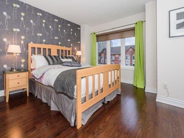 231 South Park Rd, Townhouse with 3 bedrooms, 3 bathrooms and 2 parking in Markham ON | Image 5