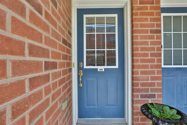 24 - 20 Turntable Cres, Townhouse with 3 bedrooms, 2 bathrooms and 1 parking in Toronto ON | Image 22