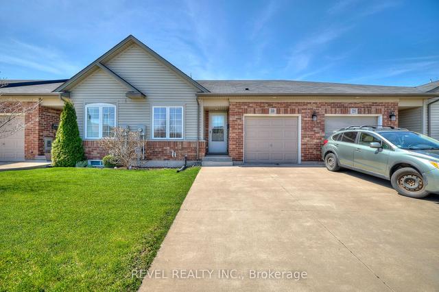 30 Woodburn Ave, House attached with 2 bedrooms, 1 bathrooms and 3 parking in St. Catharines ON | Image 12