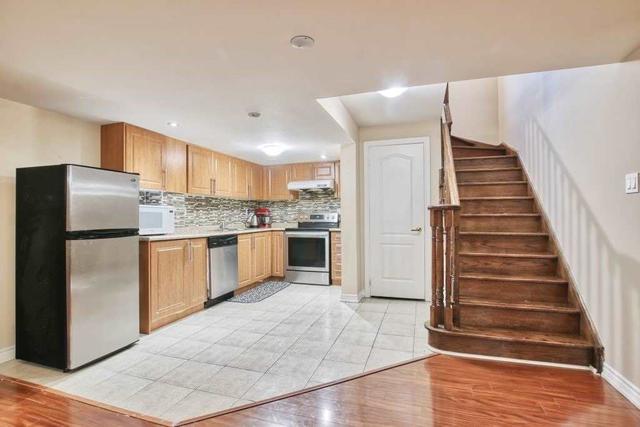 628 Twain Ave, House detached with 4 bedrooms, 5 bathrooms and 6 parking in Mississauga ON | Image 21