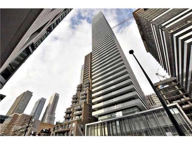 2706 - 42 Charles St E, Condo with 0 bedrooms, 1 bathrooms and null parking in Toronto ON | Image 1