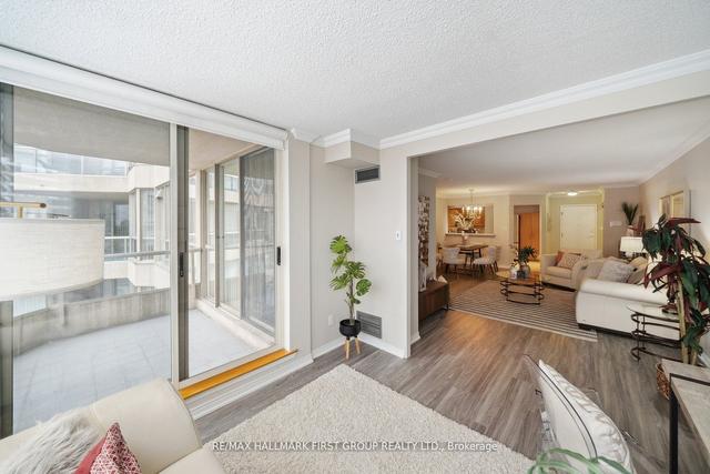 410 - 20 Guildwood Pkwy, Condo with 2 bedrooms, 2 bathrooms and 2 parking in Toronto ON | Image 2
