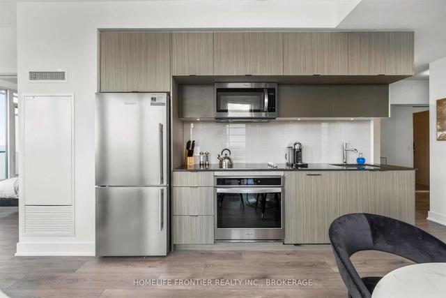 3108 - 575 Bloor St E, Condo with 2 bedrooms, 2 bathrooms and 1 parking in Toronto ON | Image 4