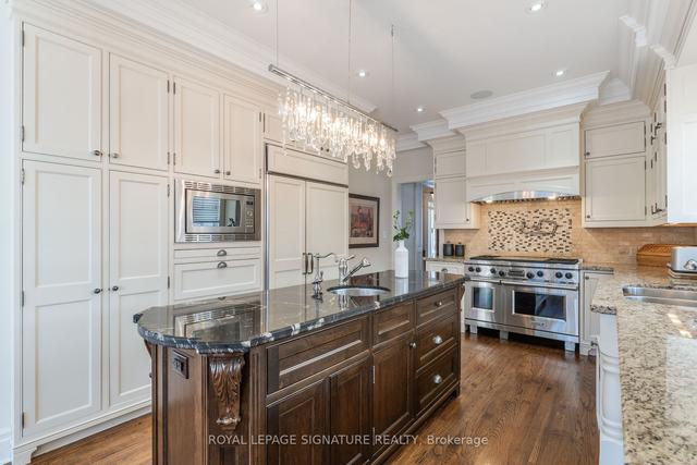 39 Felbrigg Ave, House detached with 4 bedrooms, 5 bathrooms and 6 parking in Toronto ON | Image 3