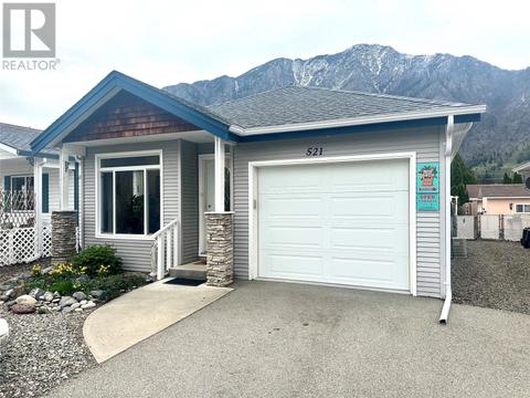 521 - 10th Avenue Unit# 1, House detached with 2 bedrooms, 2 bathrooms and 6 parking in Keremeos BC | Card Image
