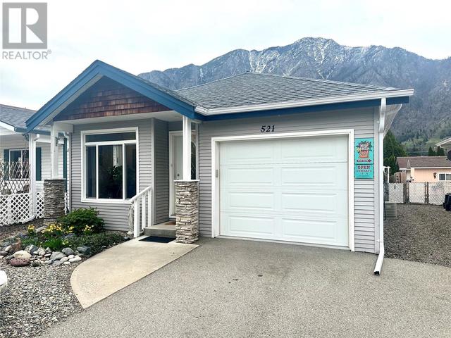 521 - 10th Avenue Unit# 1, House detached with 2 bedrooms, 2 bathrooms and 6 parking in Keremeos BC | Image 1