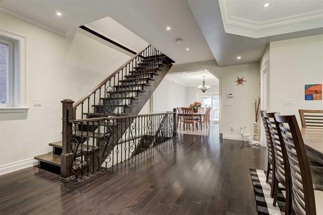 21 Thornton Ave, House detached with 4 bedrooms, 4 bathrooms and 7 parking in Toronto ON | Image 5
