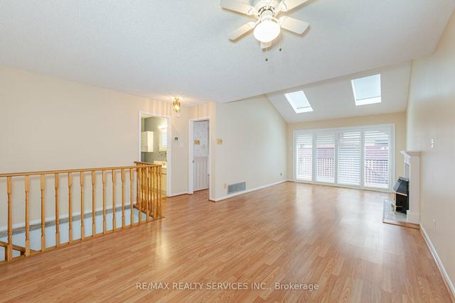 17 - 5 Riverview Rd, Condo with 2 bedrooms, 2 bathrooms and 3 parking in New Tecumseth ON | Image 5