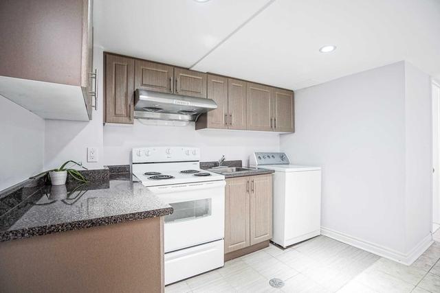 140 Andrea Lane, House detached with 3 bedrooms, 3 bathrooms and 5 parking in Vaughan ON | Image 9