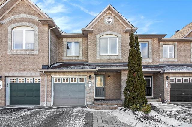 272 Branthaven Street, Townhouse with 3 bedrooms, 3 bathrooms and 3 parking in Ottawa ON | Image 2