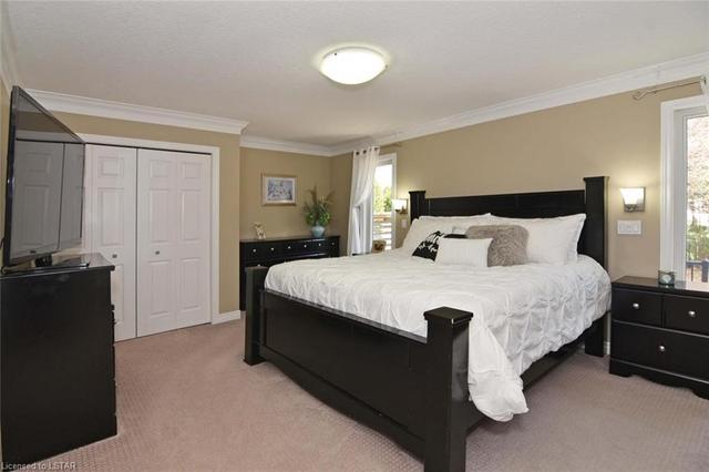 595 Thornwood Court, House detached with 5 bedrooms, 3 bathrooms and 6 parking in London ON | Image 25