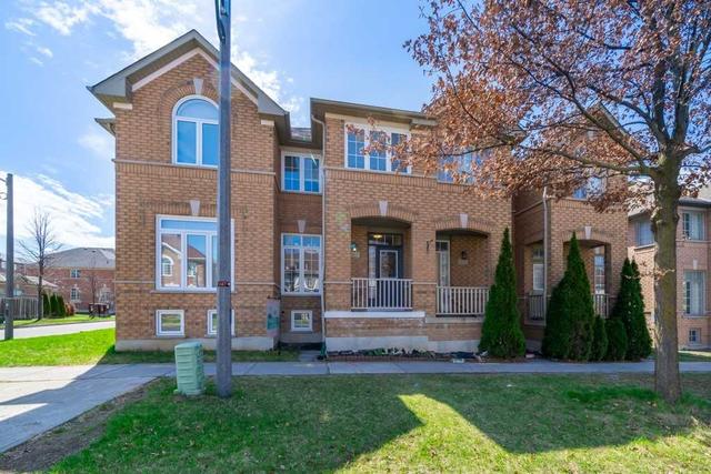 147 Bur Oak Ave, House attached with 3 bedrooms, 3 bathrooms and 2 parking in Markham ON | Image 1