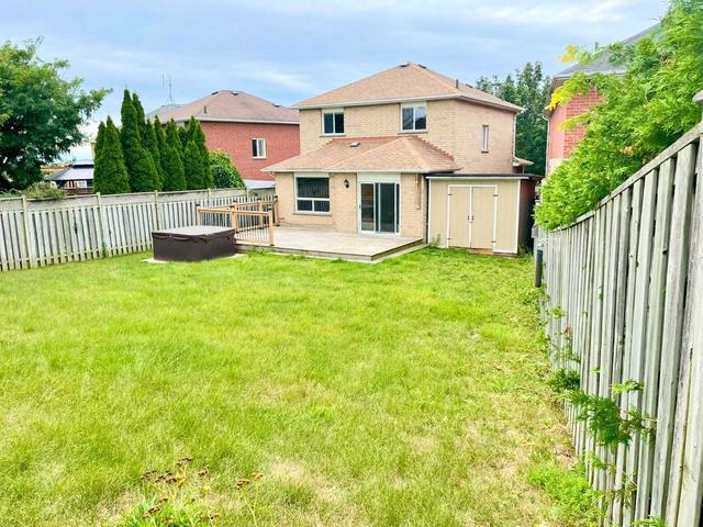 12 Campling Crt, House detached with 3 bedrooms, 2 bathrooms and 3 parking in Clarington ON | Image 11