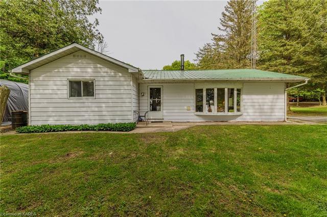 40 Lb 5, House detached with 2 bedrooms, 1 bathrooms and 14 parking in Rideau Lakes ON | Image 12