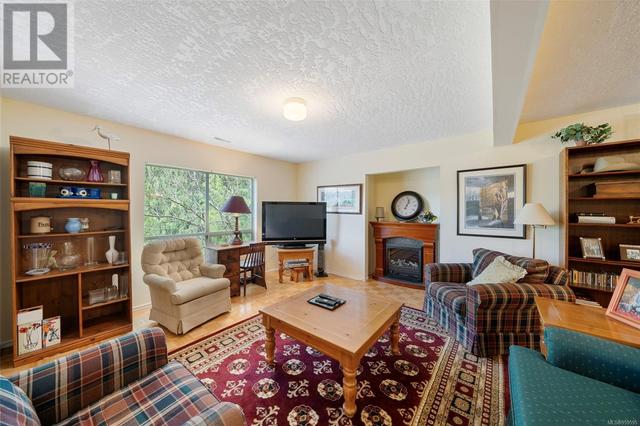 738 - 6880 Wallace Dr, House attached with 3 bedrooms, 3 bathrooms and 2 parking in Central Saanich BC | Image 40