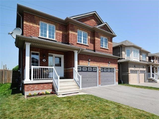 30 Oceanpearl Cres, House detached with 3 bedrooms, 3 bathrooms and 3 parking in Whitby ON | Image 1