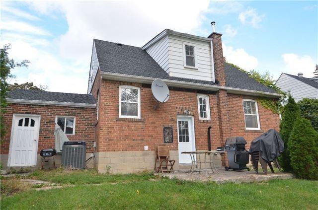50 Dudley Ave, House detached with 3 bedrooms, 3 bathrooms and 4 parking in Toronto ON | Image 2