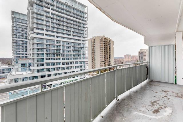 805 - 80 Speers Rd, Condo with 2 bedrooms, 1 bathrooms and 1 parking in Oakville ON | Image 9