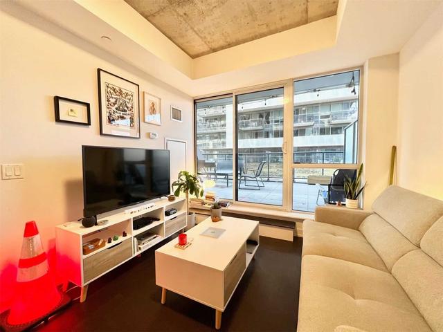 502 - 1030 King St W, Condo with 1 bedrooms, 1 bathrooms and 0 parking in Toronto ON | Image 3