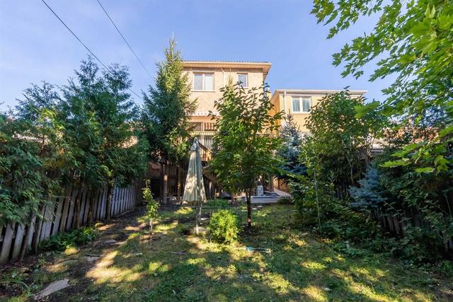 1089 Briar Hill Ave, House detached with 3 bedrooms, 4 bathrooms and 2 parking in Toronto ON | Image 26