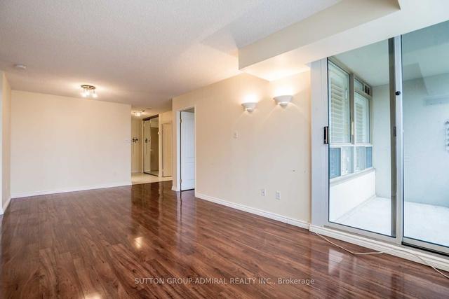 703 - 11 Townsgate Dr, Condo with 2 bedrooms, 2 bathrooms and 1 parking in Vaughan ON | Image 18