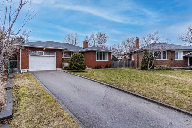 20 Brook Tree Cres, House detached with 3 bedrooms, 2 bathrooms and 3 parking in Toronto ON | Image 23