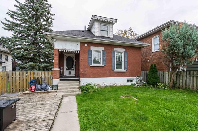 130 Victoria Ave, House detached with 2 bedrooms, 1 bathrooms and 3 parking in Quinte West ON | Image 10