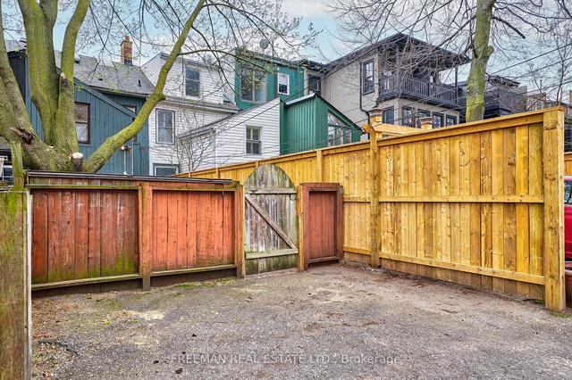 348 Wellesley St E, House attached with 3 bedrooms, 2 bathrooms and 2 parking in Toronto ON | Image 30