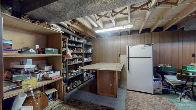 Storage / Hobby Room | Image 26