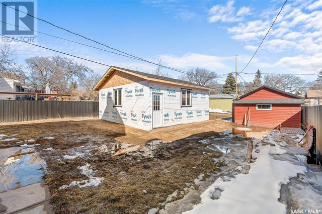 1129 3rd Avenue Ne, House detached with 3 bedrooms, 2 bathrooms and null parking in Moose Jaw SK | Image 40