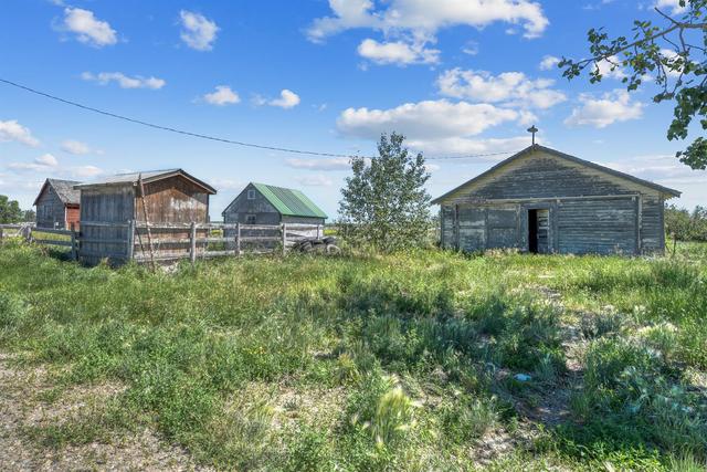 203044a Highway 1, House detached with 7 bedrooms, 3 bathrooms and null parking in Wheatland County AB | Image 9