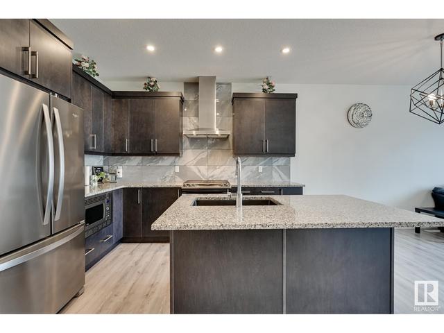 9615 230 St Nw, House detached with 4 bedrooms, 3 bathrooms and null parking in Edmonton AB | Image 8