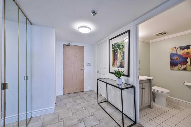 1401 - 5 Kenneth Ave, Condo with 1 bedrooms, 2 bathrooms and 2 parking in Toronto ON | Image 12
