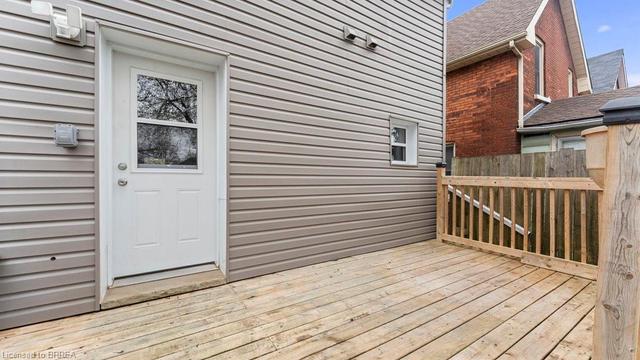 19 Aberdeen Avenue, House detached with 3 bedrooms, 1 bathrooms and 2 parking in Brantford ON | Image 17