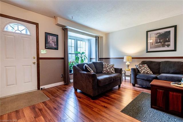 4207 Briarwood Avenue, House semidetached with 3 bedrooms, 2 bathrooms and 2 parking in Niagara Falls ON | Image 15