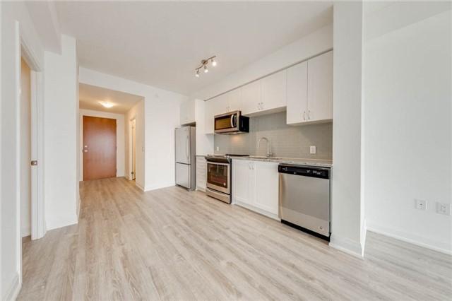 1002 - 2800 Keele St, Condo with 1 bedrooms, 2 bathrooms and 1 parking in Toronto ON | Image 2