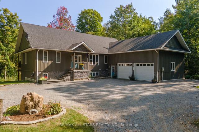 16 Harmonious Dr, House detached with 4 bedrooms, 3 bathrooms and 6 parking in Kawartha Lakes ON | Image 1