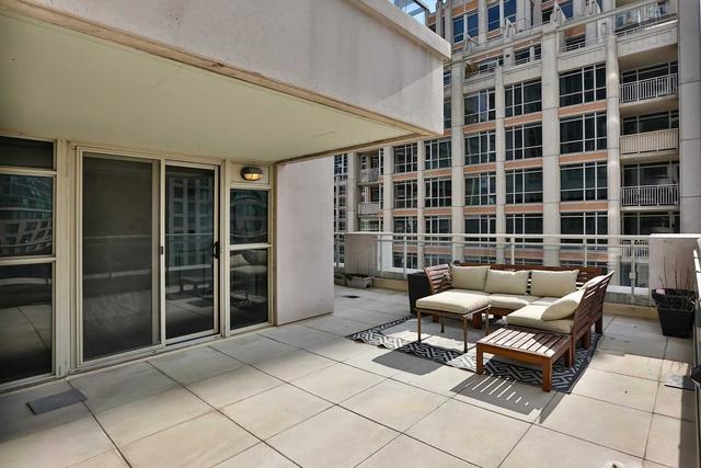 809 - 35 Bastion St, Condo with 2 bedrooms, 2 bathrooms and 2 parking in Toronto ON | Image 14